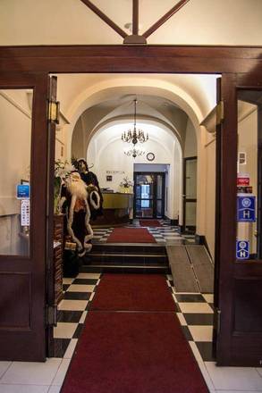 Hotel Mazowiecki, Warsaw