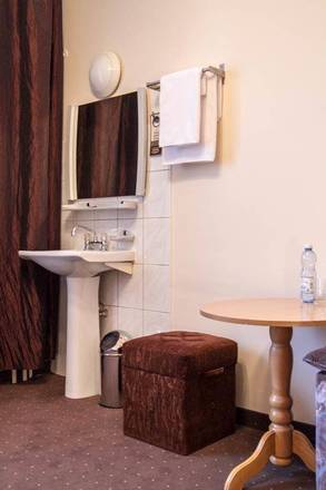 Hotel Mazowiecki, Warsaw