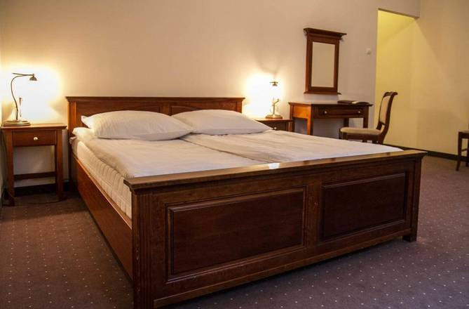 Hotel Mazowiecki, Warsaw