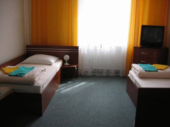 Hotel Mazowiecki, Warsaw