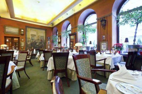 Hotel Mazowiecki, Warsaw