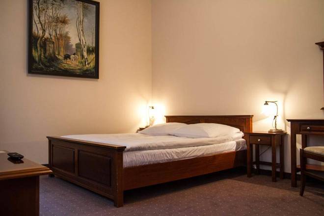 Hotel Mazowiecki, Warsaw