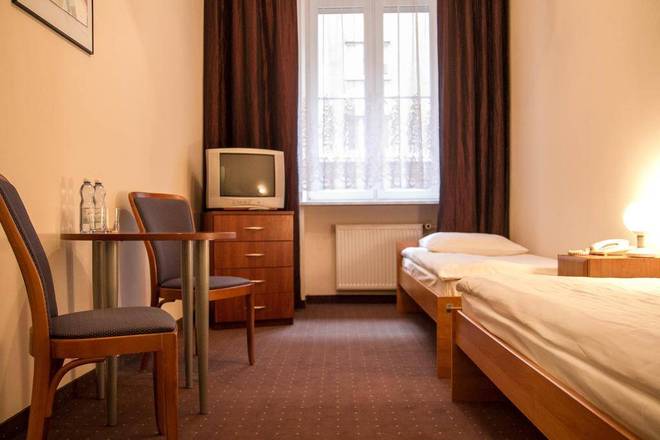 Hotel Mazowiecki, Warsaw