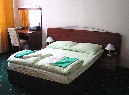 Hotel Mazowiecki, Warsaw