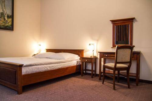 Hotel Mazowiecki, Warsaw