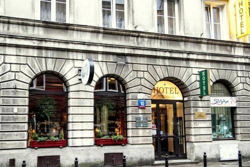 Hotel Mazowiecki, Warsaw