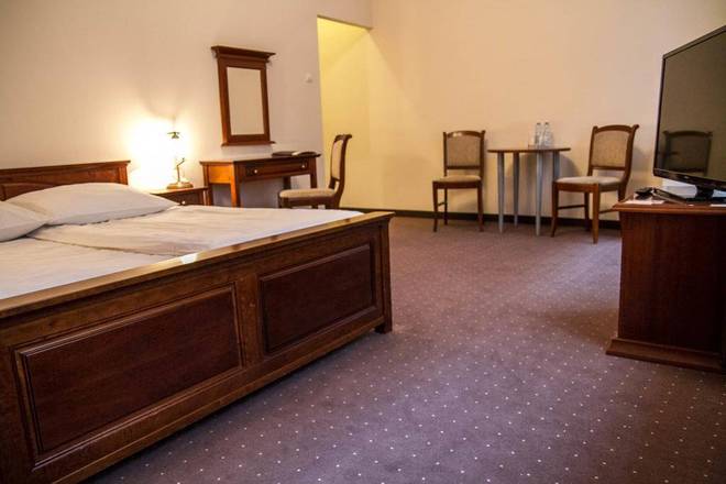 Hotel Mazowiecki, Warsaw